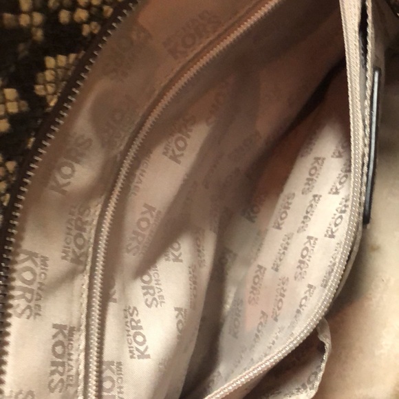 Michael Kors python purse
Michael Kors Collection - Picture 14 of 16